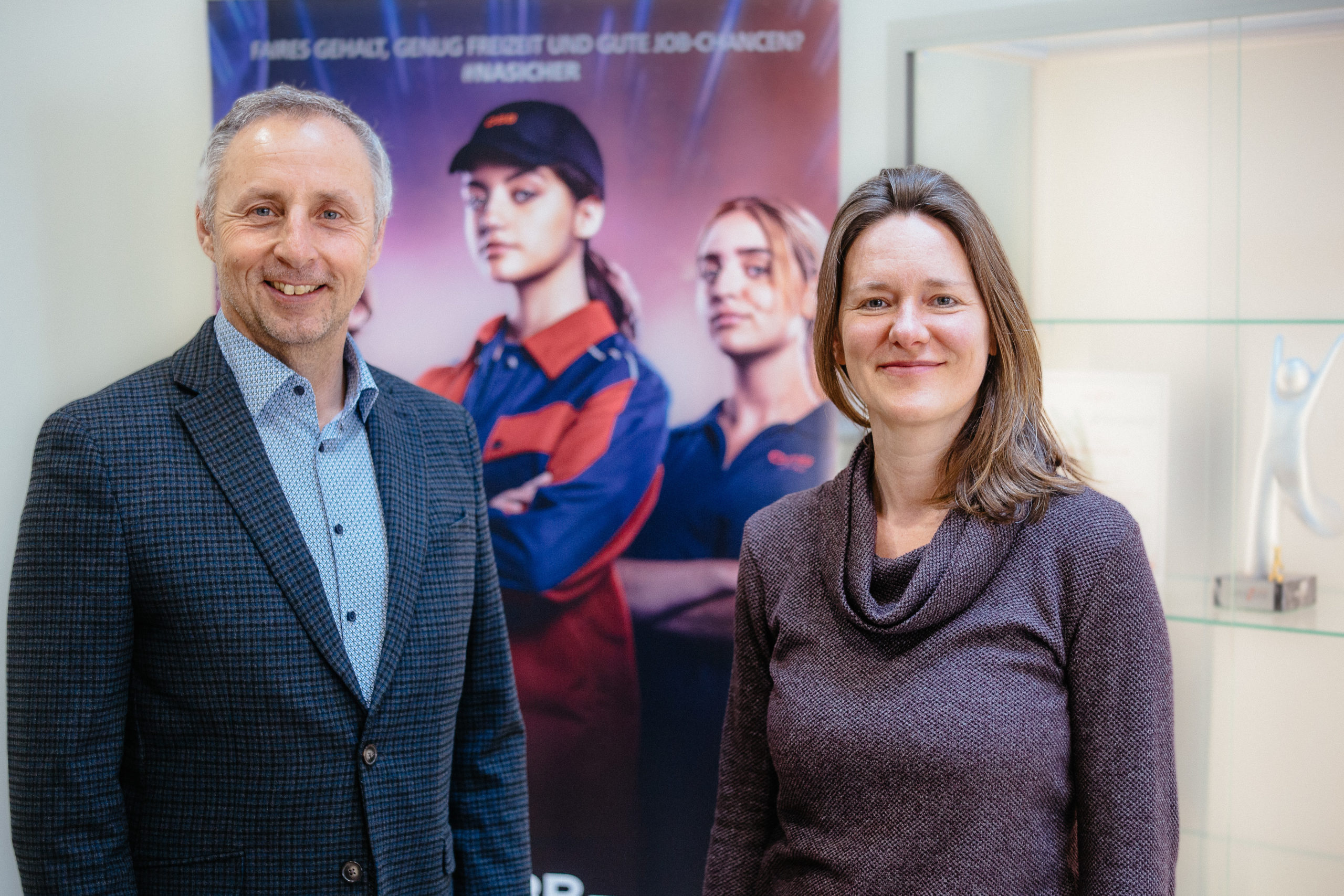 Alois Grill und Daniela Mahel bei der ÖBB